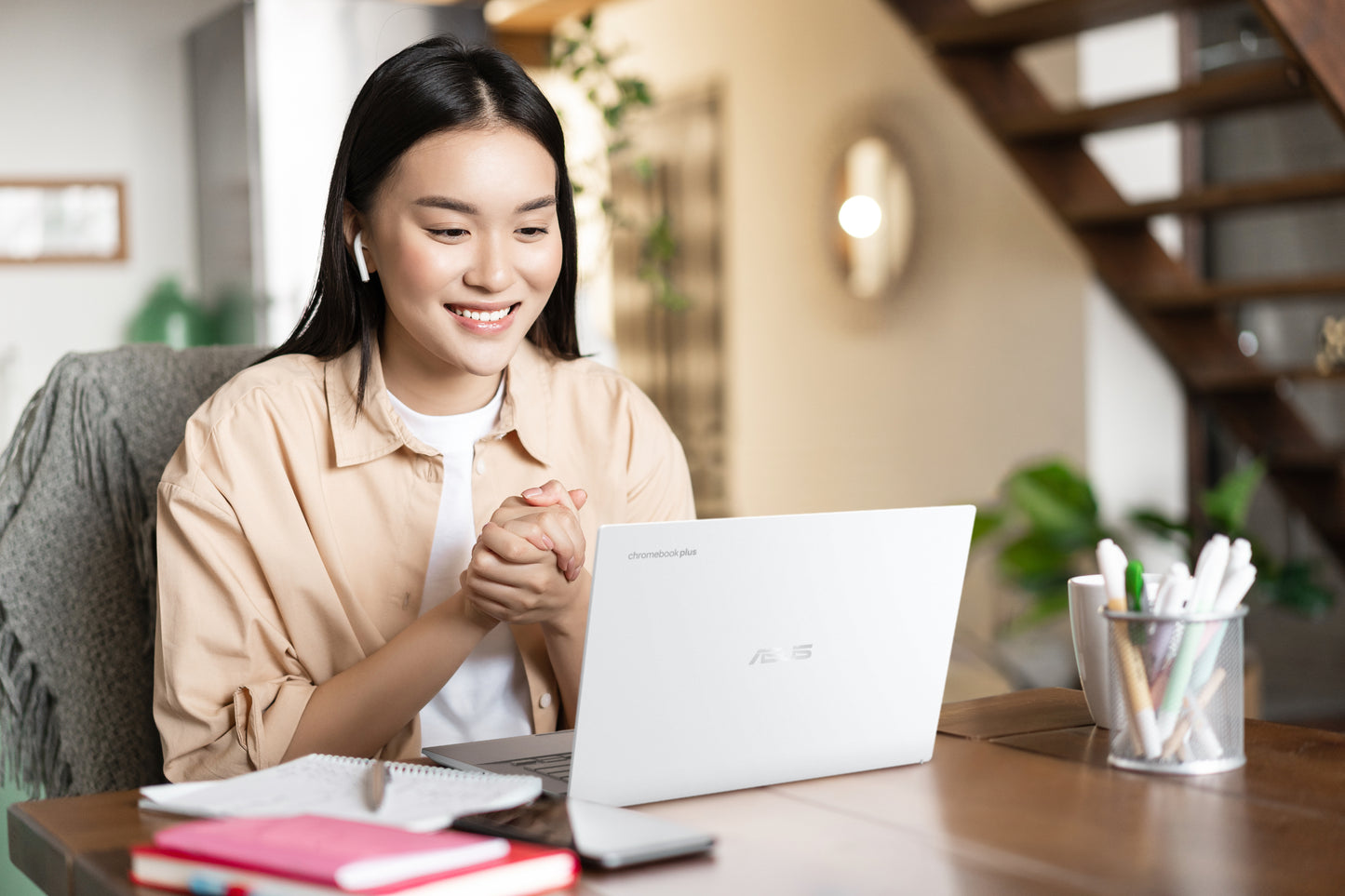 ASUS ASUS Chromebook Plus CX34 CX3402CBA-MW0166 Intel® Core™ i5 i5-1235U 35,6 cm (14") Fuld HD 8 GB LPDDR5-SDRAM 256 GB UFS Wi-Fi 6 (802.11ax) ChromeOS Tysk Hvid